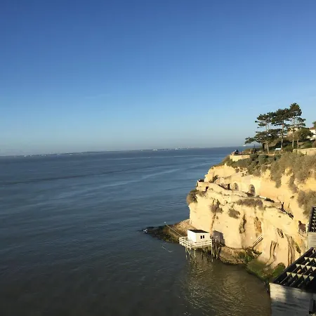 Nocleg ze śniadaniem La De L'estuaire D'hote 3*